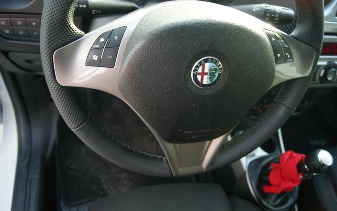 Alfa Romeo Mito cena 19900 przebieg: 98258, rok produkcji 2008 z Koszalin małe 436